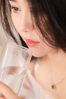 《完美邻居》电影免费观看